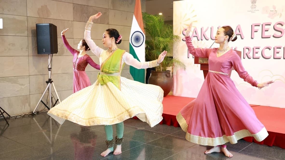 Sakura at Embassy of India Tokyo